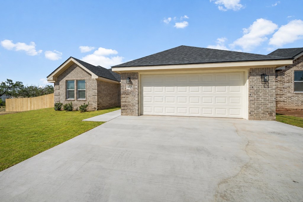 Exterior of 613 Ridgeroad Dr